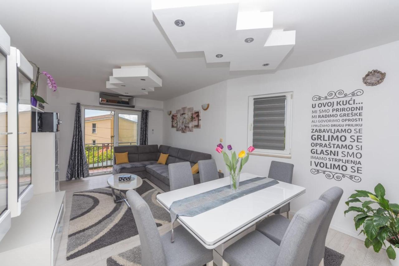 Apartments Matko Makarska Exterior photo